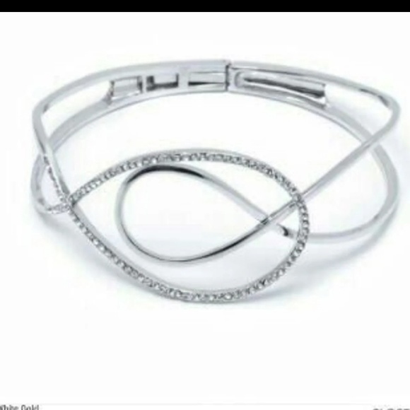 Sevil Italian design swirl bangle - Picture 1 of 4